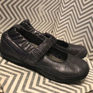 Dansko 2710970200 Chrissy Pewter Mary Jane size 38